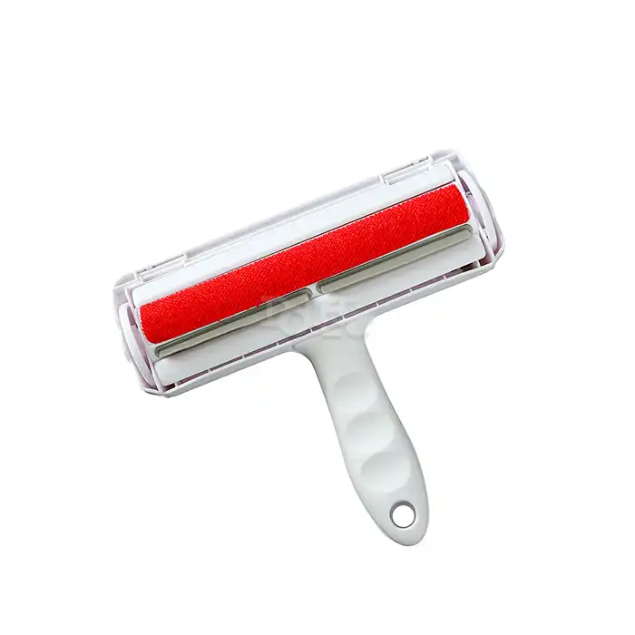 Self-Cleaning Slicker Brush